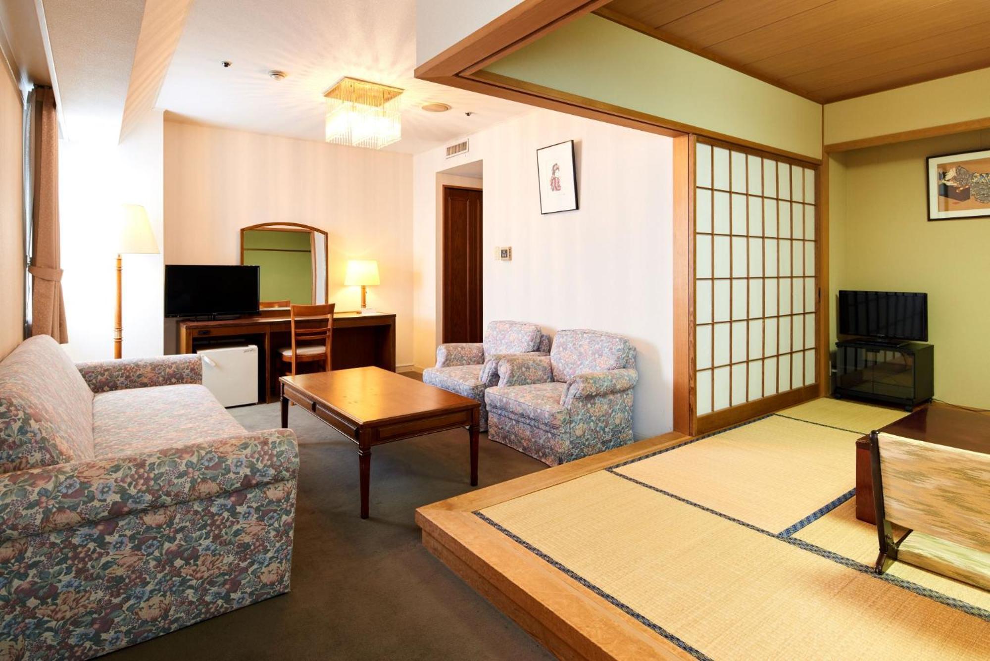 Hotel Marroad Tsukuba Цутіура Екстер'єр фото