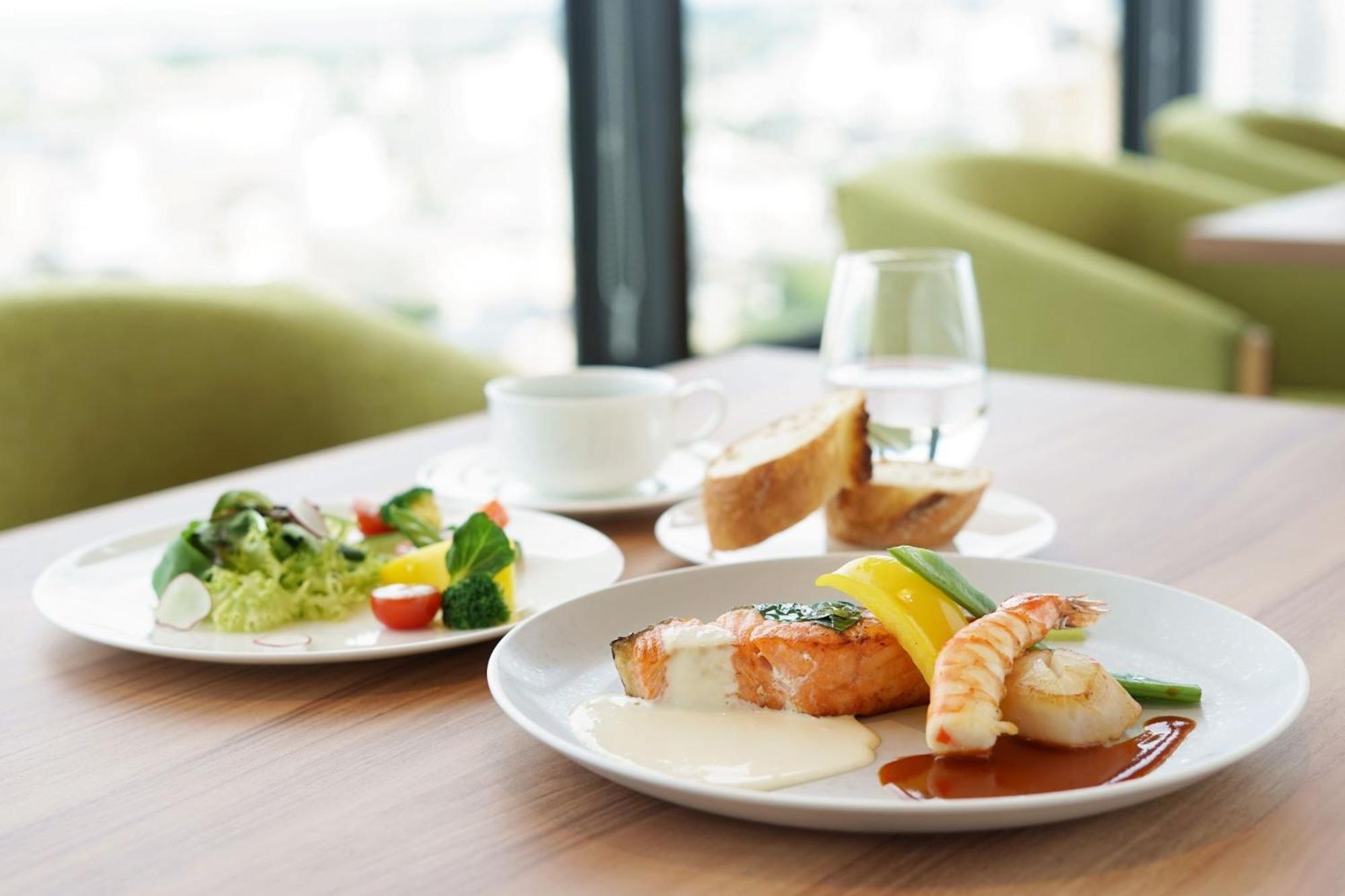 Hotel Marroad Tsukuba Цутіура Екстер'єр фото